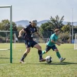 Faux numéro neuf football