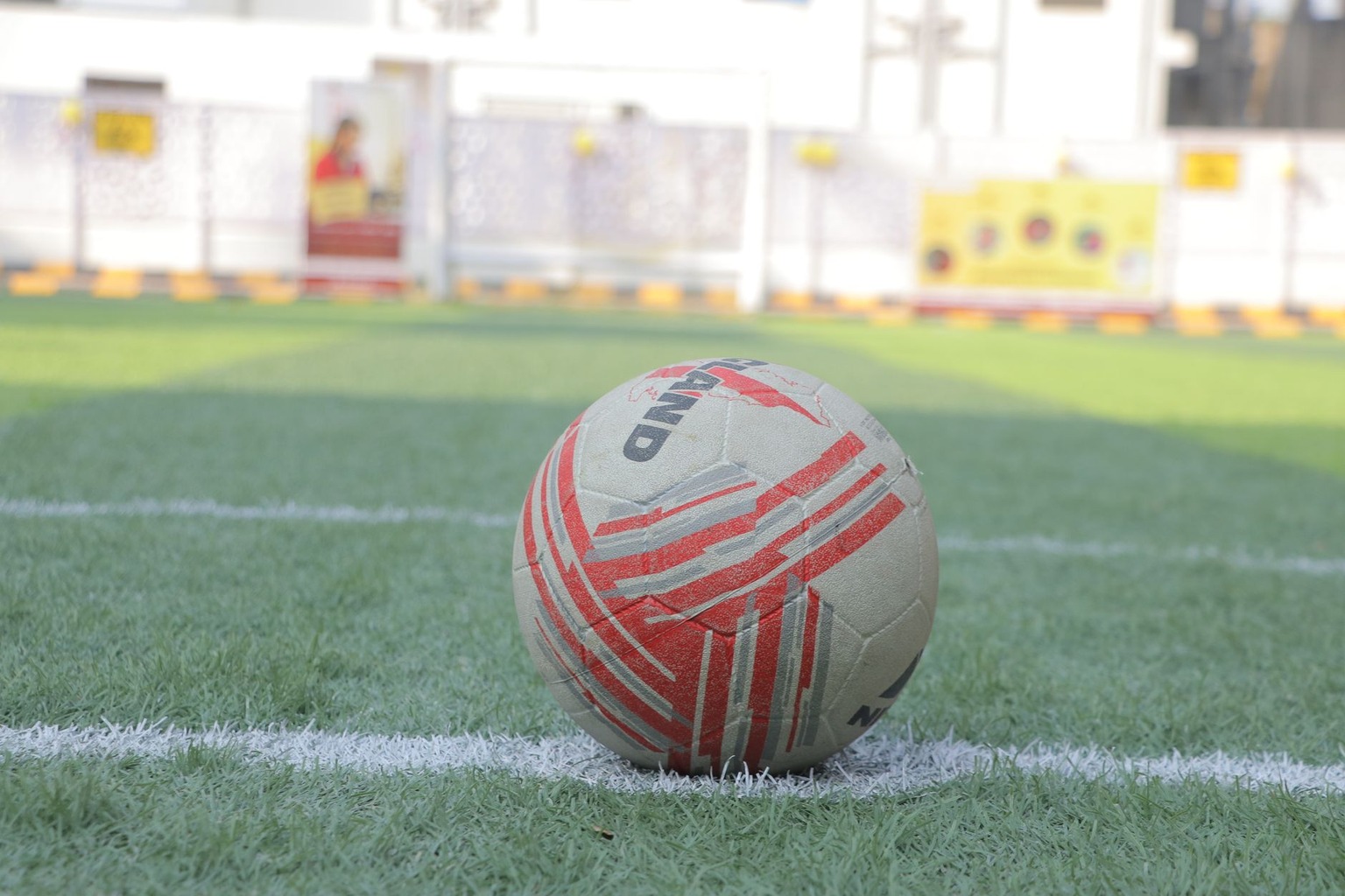 Les meilleurs exercices pour développer la vitesse et l’explosivité en 2026 — Séances de pliométrie spécifique au ballon Les meilleurs exercices pour développer la vitesse et l’explosivité en 2026 — Séances de pliométrie spécifique au ballon